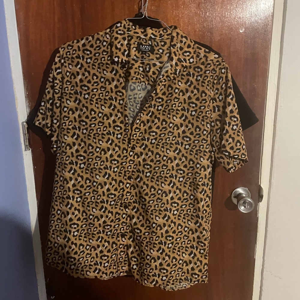 Men short sleeve medium shirt